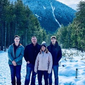 Meet your Posher, Sheila